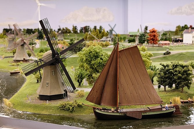 Skip the Line: Entrance Ticket to Miniworld Rotterdam - Opening Hours and Location