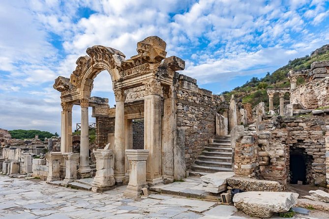 Skip the Line: Ephesus Tour For Cruise Guest - Accessibility
