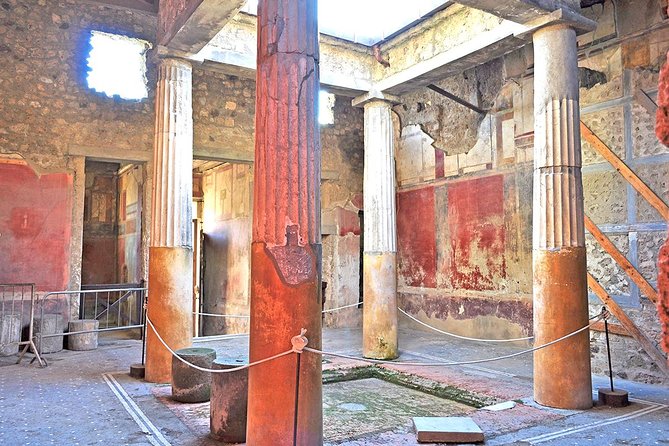 Skip-the-line Exclusive Private Full-Day Complete Ancient Pompeii Guided Tour - Private and Personalized Experience