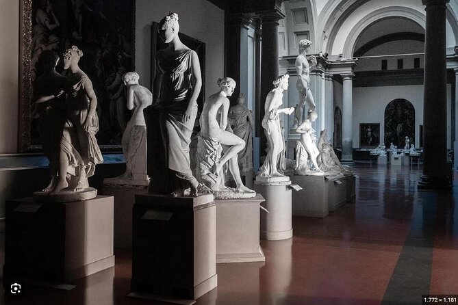 Skip the Line: Florence Accademia Gallery and Michelangelos David Ticket - Exploring Michelangelos Masterpiece: David