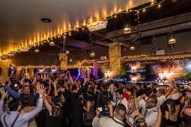 Skip-the-Line Gaslamp Club Crawl in San Diego - Weather Policy