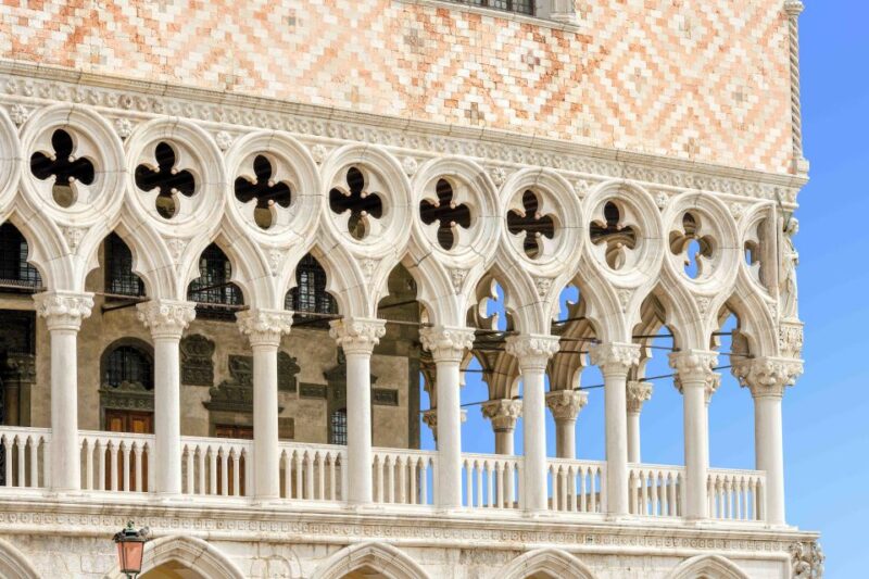 Skip-the-Line Guided Tour of Doges Palace - Meeting Information