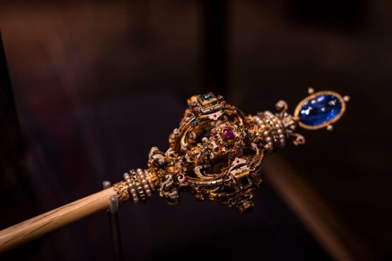 Skip-the-line Imperial Treasury Vienna Private Guided Tour - Transportation Options