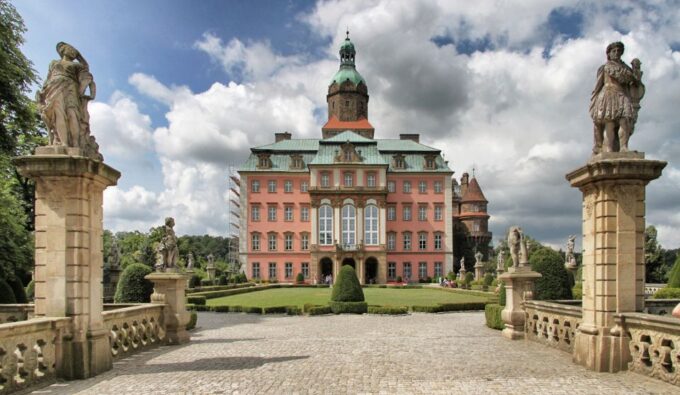 Skip-The-Line Ksiaz Castle From Wroclaw by Private Car - Audio Guide Options