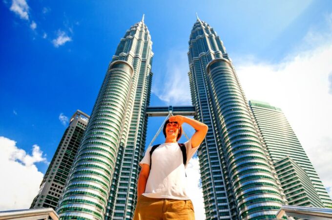 Skip-The-Line: Kuala Lumpur Petronas Towers E-Tickets - Panoramic Views of Kuala Lumpur
