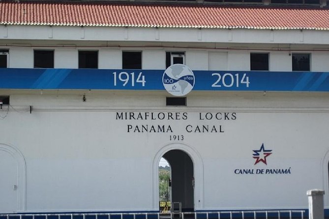 Skip the Line: Miraflores Visitor Center Ticket With Transfer - Dining at Atlantic & Pacific Co