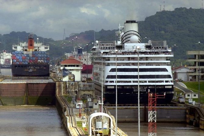 Skip the Line: Miraflores Visitor Center Ticket With Transfer - Visitor Information and Accessibility