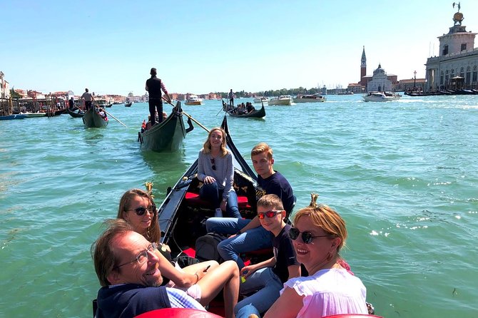 Skip the Line: Morning Venice Gondola Ride, Walking Tour & St Marks Basilica - Guided Walking Tour of Venice