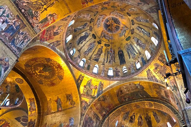 Skip the Line: Morning Venice Gondola Ride, Walking Tour & St Marks Basilica - Discovering Piazza San Marco