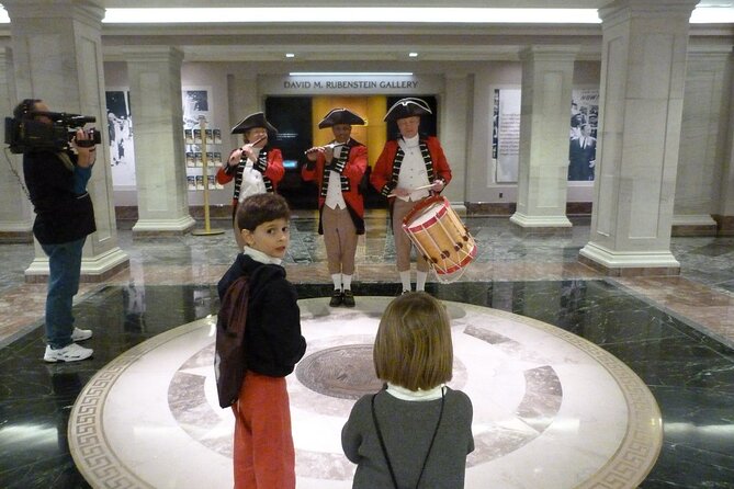Skip-the-line National Archives Building Exclusive Guided Tour - Accessibility and Convenience