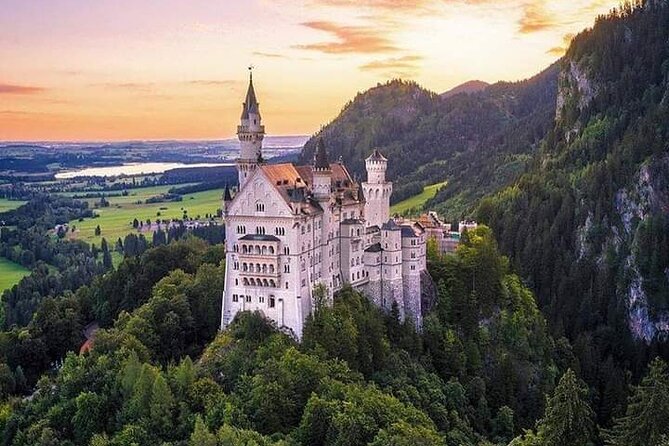 Skip the Line: Neuschwanstein Castle Private Tour From Füssen or Hohenschwangau - Accessibility and Requirements