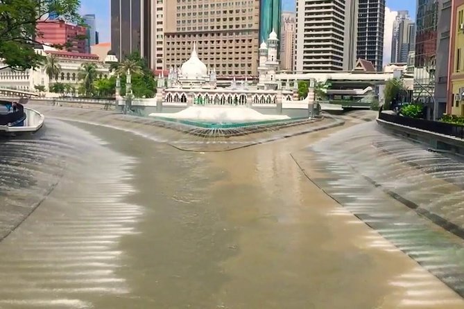 Skip the Line Petronas Twin Towers Admission Ticket With Free City Tour - Accessibility and Participation