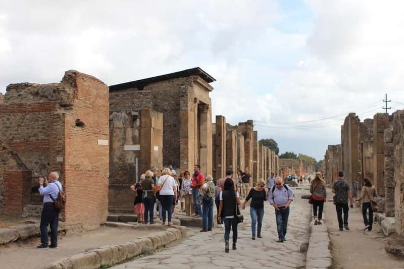 Skip the Line - Pompeii Discovery With Expert Archaeologist - Tour Overview and Highlights