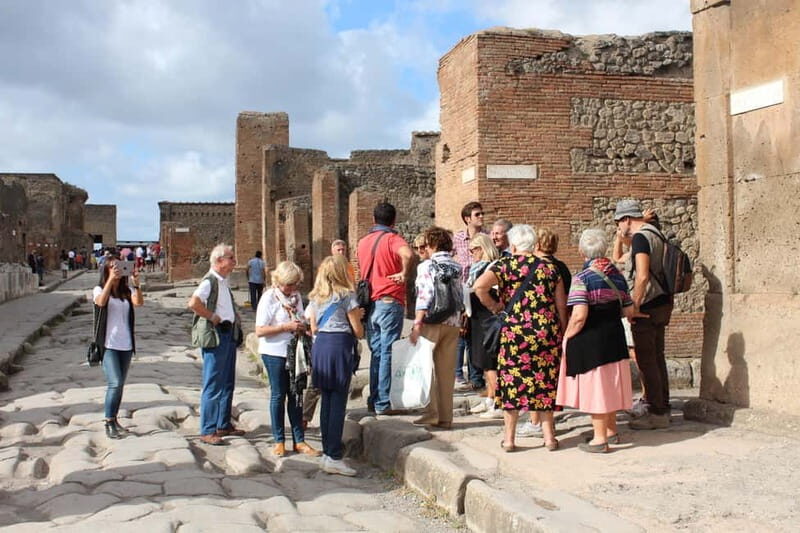 Skip the Line - Pompeii Discovery With Expert Archaeologist - Meeting Point and Arrival Information