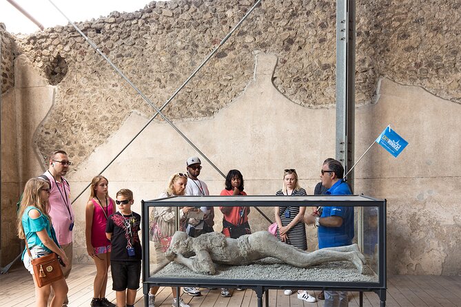 Skip the Line: Pompeii Express Small Group Guided Tour - Quick Points