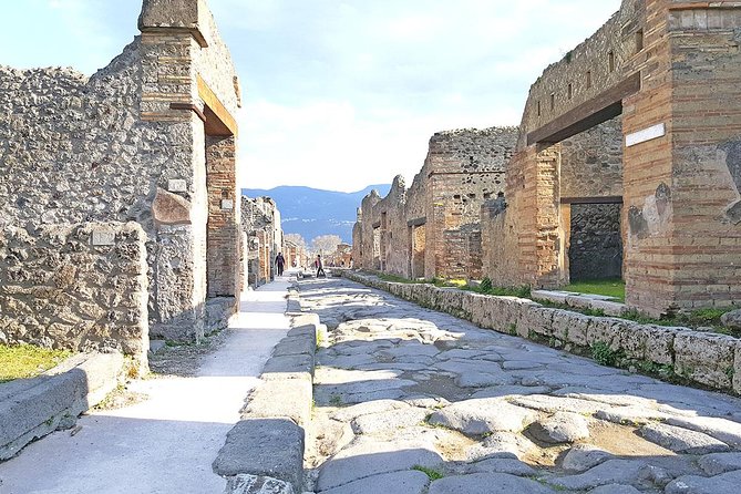 Skip-The-Line Pompeii & Volcano Vesuvius Day Tour W Hotel or Port Pickup - Pompeii Exploration