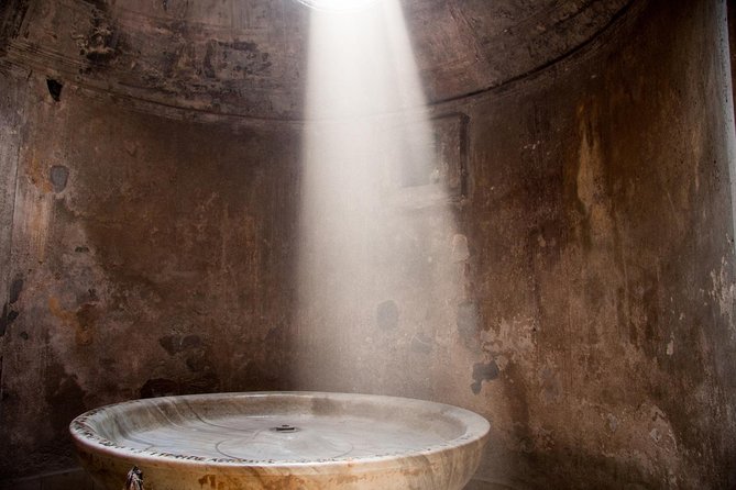 Skip the Line Private Pompeii and Herculaneum Tour With Local Guide - Discovering Herculaneums Well-Preserved Wonders