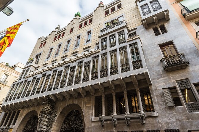 Skip-the-Line Private Tour of the Güell Palace by Gaudi - Duration and Itinerary Choices