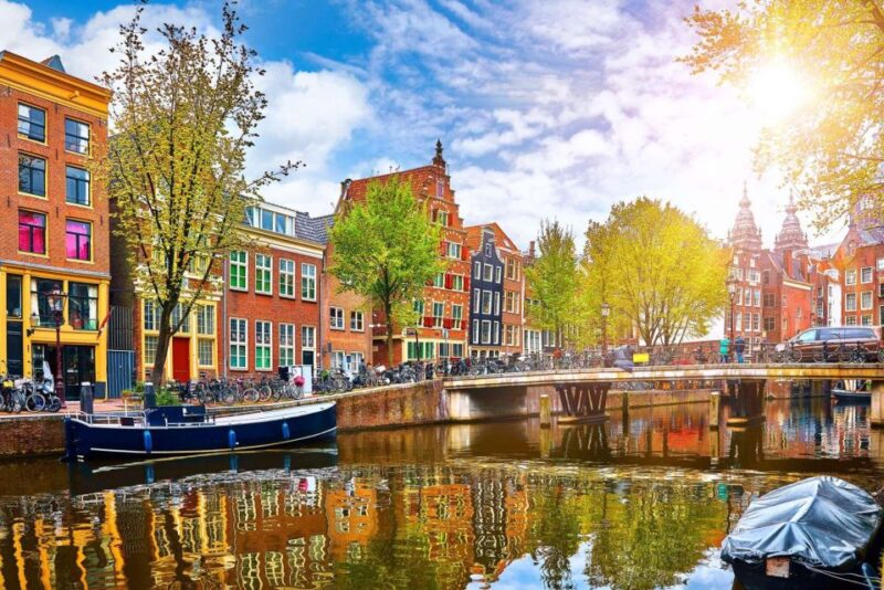 Skip-the-line Rijksmuseum and Old Town Private Guided Tour - Transportation Options