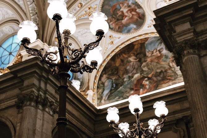 Skip the Line Royal Palace Madrid Guided Tour - Discover the Royal Chapel