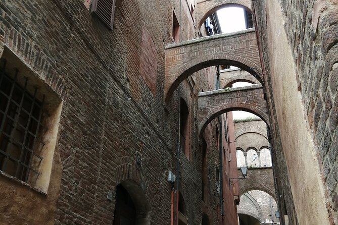 Skip the Line: Siena Duomo and City Walking Tour - Tour Duration and Group Size