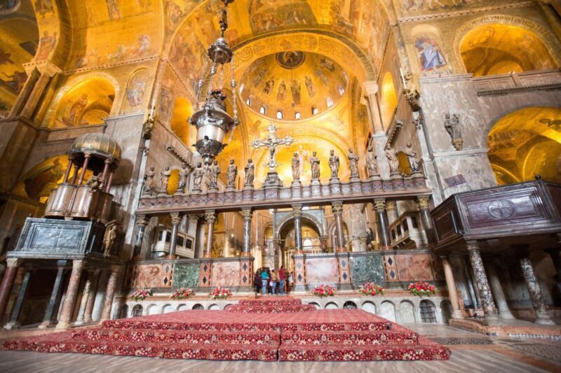 Skip the Line: St. Marks Basilica Guided Tour - Meeting Points and Tour Options