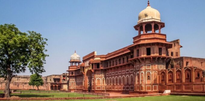 Skip-the-Line Taj, Fort and Fatehpur Sikri Day Trip - Tour Inclusions
