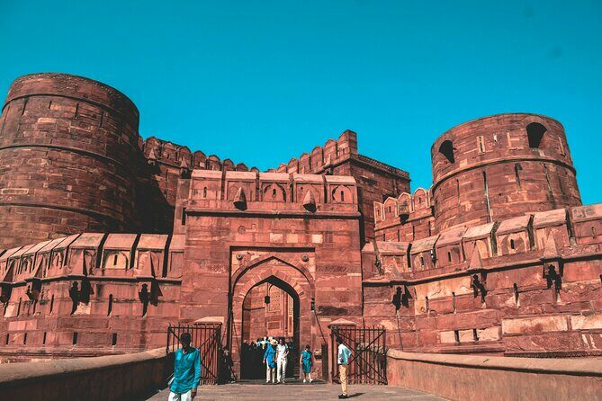 Skip-the-Line Taj Mahal Red Fort &Baby Taj Tour from Delhi by Car - What the Reviews Say