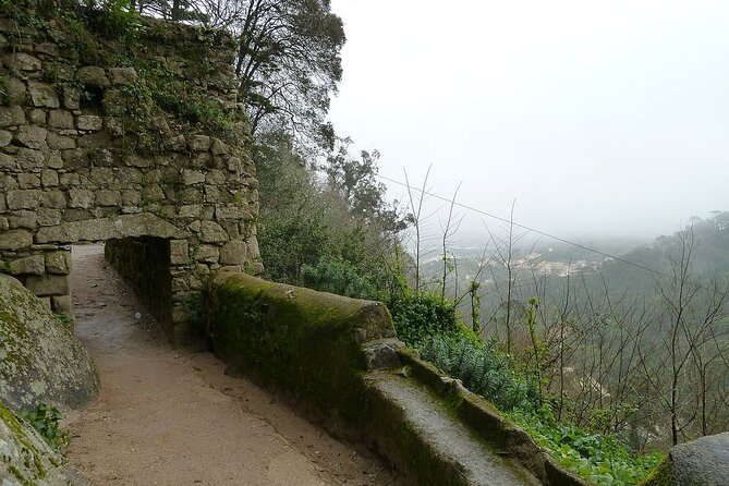 Skip the Line Ticket Sintra Moorish Castle - Traveler Experiences: The Bad
