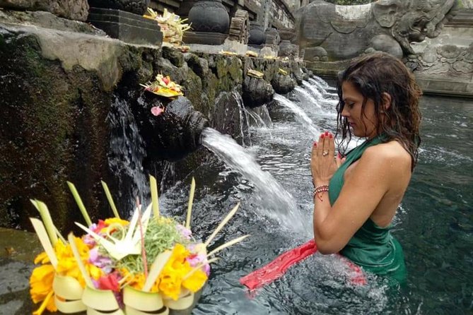 Skip the Line Tirta Empul Temple Entrance Ticket All Inclusive - English-speaking Spiritual Guide