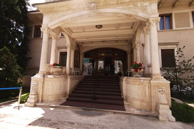 Skip-The-Line to Ceausescu Mansion the Official Shared Tour - Meeting and Access