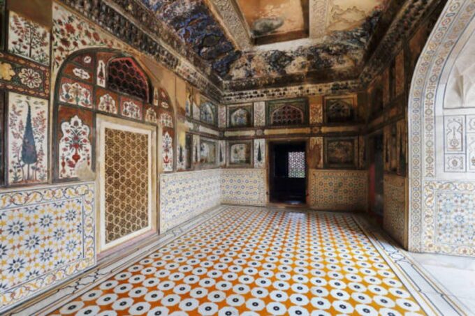 Skip the Line Tour of Agra Fort, Baby Taj & Mehtab Garden. - Tour Features
