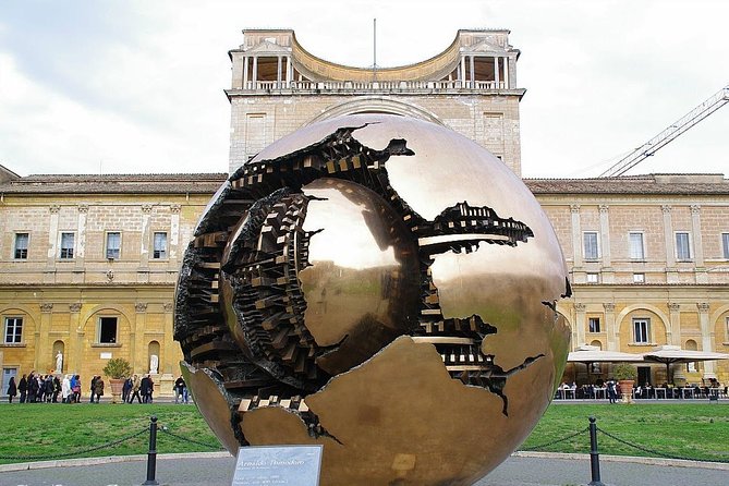 Skip the Line Tour Vatican Museum +Sistine Chapel With Guide - Exploring the Sistine Chapel