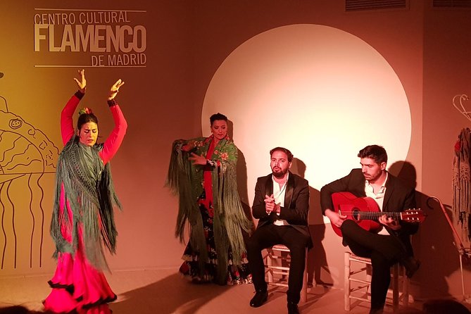 Skip the Line: Traditional Flamenco Show Ticket - Dining Experience