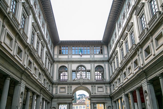 Skip-The-Line Uffizi Gallery Private Tour With Local Guide - Guides Expertise