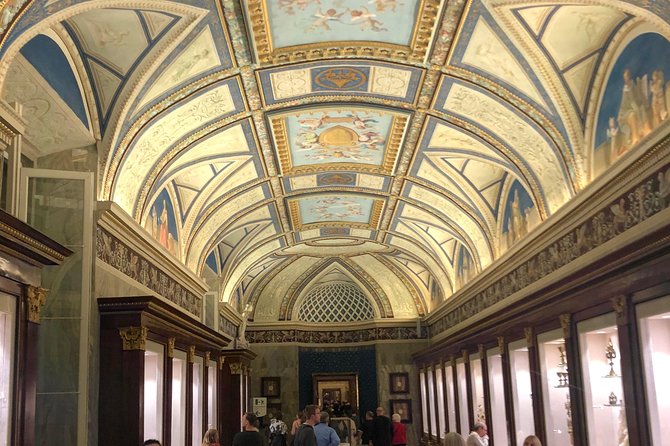 Skip the Line Vatican Guided Tour With Sistine Chapel and St. Peters Basilica - Key Attractions