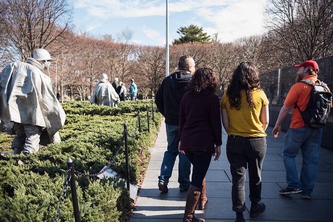 Skip the Line @ Washington Monument & National Mall Tour - Highlights of the Tour