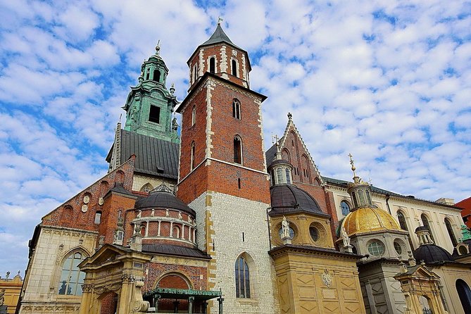 Skip-the-line Wawel Cathedral in Krakow Private Tour - Tour Experience