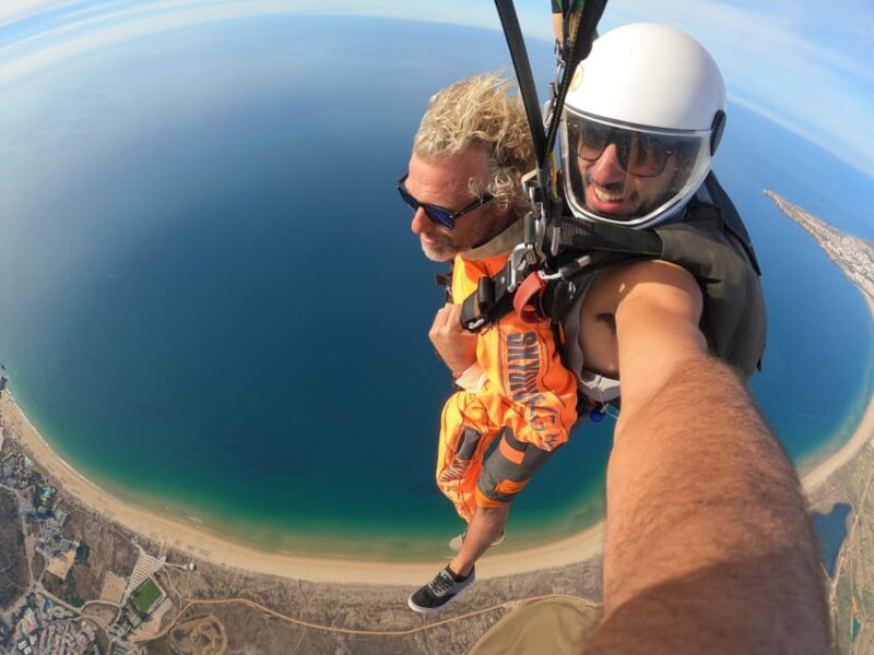 Skydive Algarve: Tandem Skydiving 10.000ft (up to 15.000ft) - Instructors and Safety
