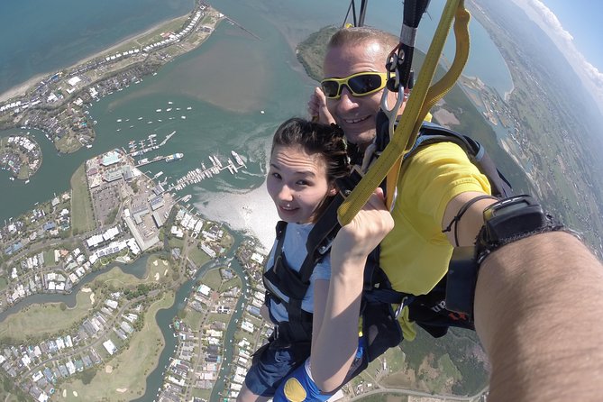 Skydive Fiji Radical 10000FT Tandem Jump (30 Seconds Free Fall) - Certificate and Souvenirs