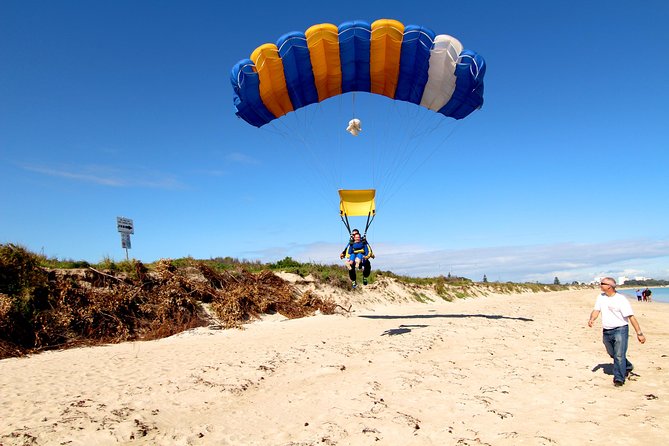 Skydive Perth From 15000ft With Beach Landing - Connecting With Skydive Perth