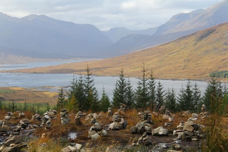 Skye: Online Travel Guide & Maps - Accessing the Travel Guide