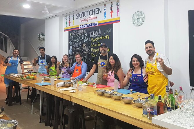 SkyKitchen 2-Hour Cocktail Class in Cartagena - Key Points