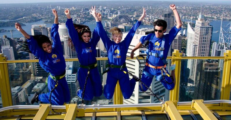 Skywalk at The Sydney Tower Eye: Ticket & Tour - Meeting Point and Check-in