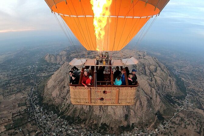 SkyWaltz Hot Air Balloon Safari - Key Points