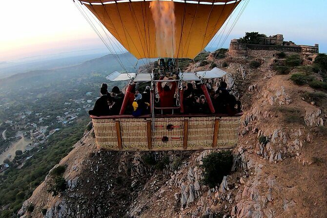 SkyWaltz Hot Air Balloon Safari - The Experience in Detail