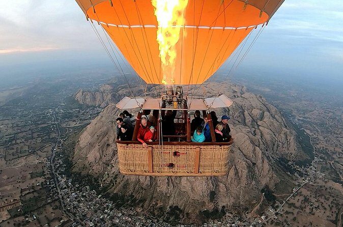 SkyWaltz Hot Air Balloon Safari - The Sum Up