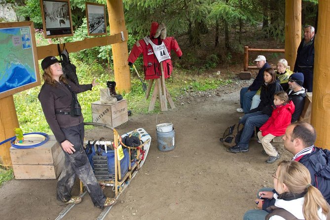 Sled Dog Discovery in Skagway - Kennel Talk With Experts