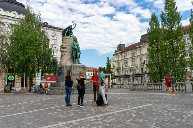 Slovenian Arts & Crafts on the Streets of Ljubljana - Worth The Stay