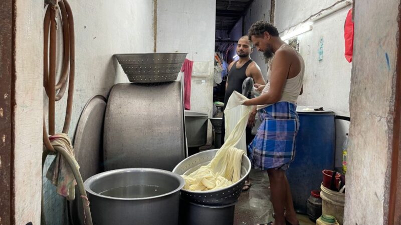 Slum Tour: Inside Dharavis Vibrant Community - Itinerary Details
